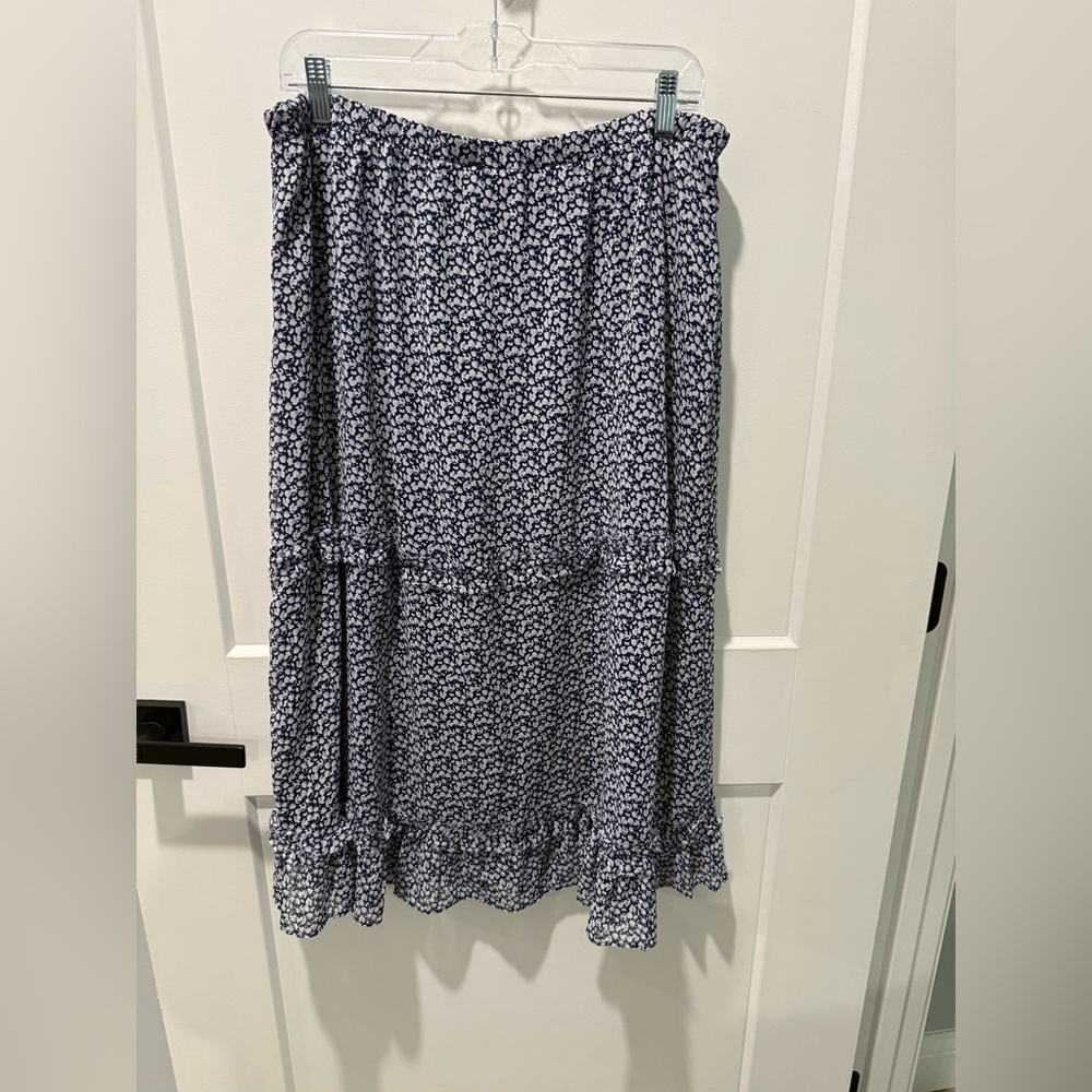 1. State matching navy floral top and midi skirt size 1xl